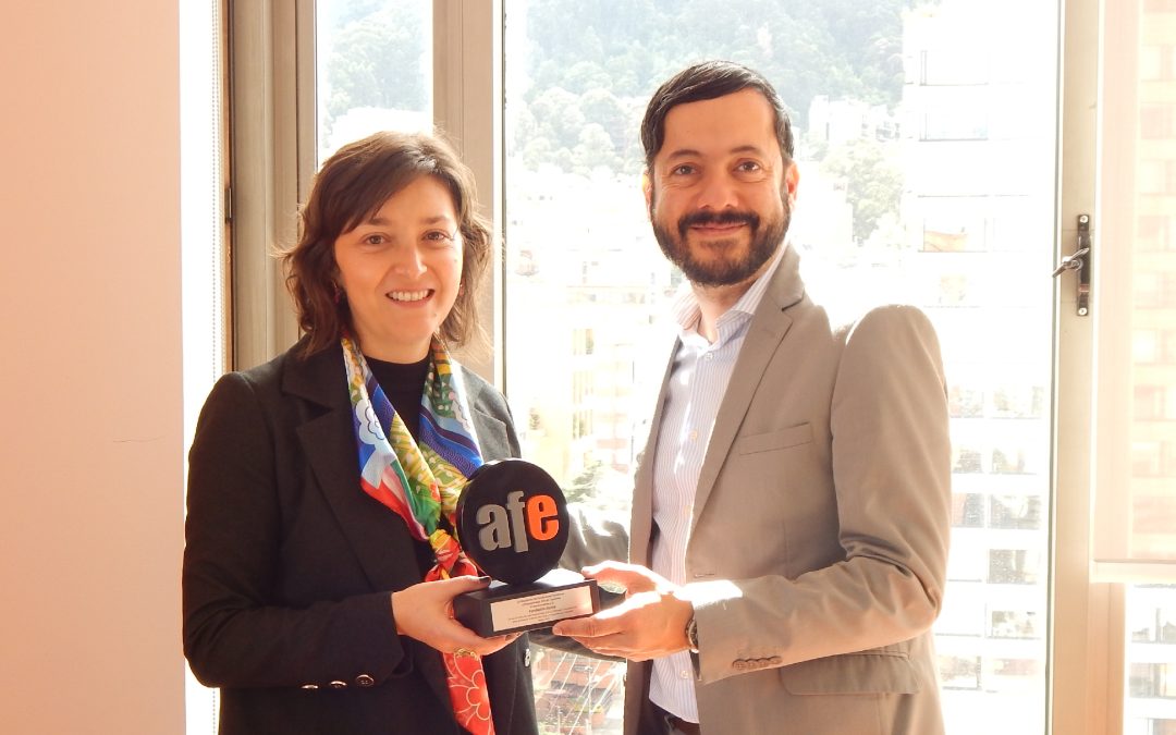 AFE Colombia entrega reconocimiento a la Fundación Alpina por sus diez años