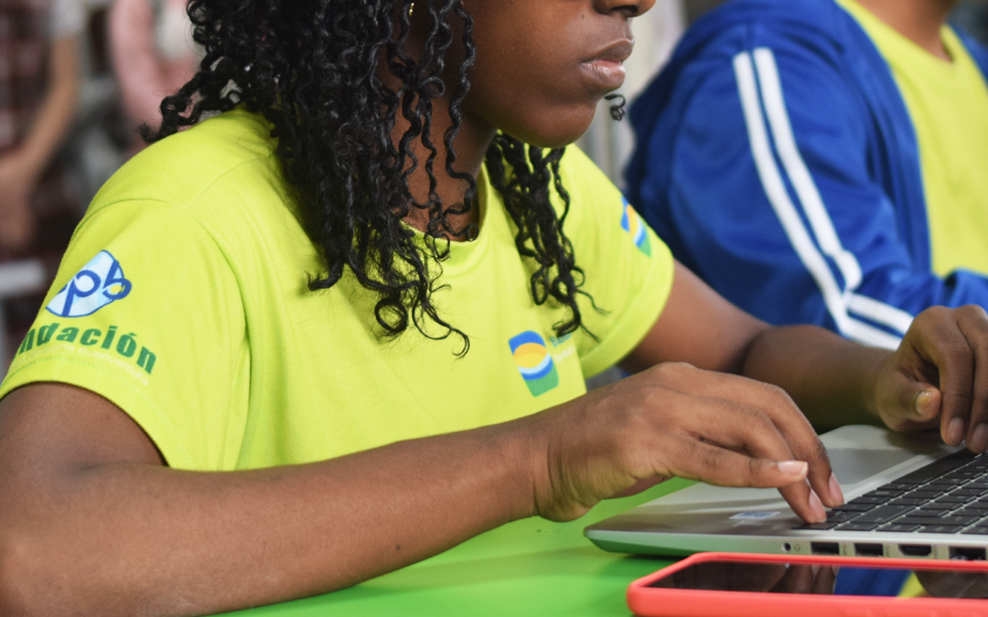 Microsoft en alianza con la Fundación Sociedad Portuaria de Buenaventura, capacitará a estudiantes y docentes en ciencias de la computación