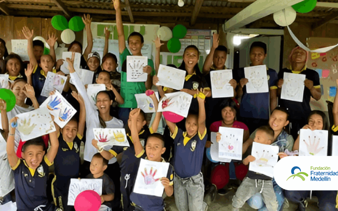 Junto a la Gobernación de Antioquia, Fraternidad Medellín y la Fundación Berta Martínez transformamos la educación rural en Urrao